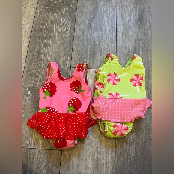 I Play Swimsuit Bundle With Built in Size Diaper Medium / 12 M - Picture 1 of 3